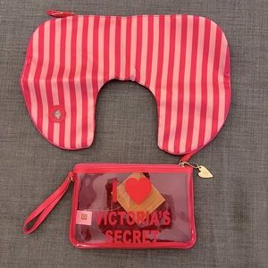 VS inflatable airplane pillow